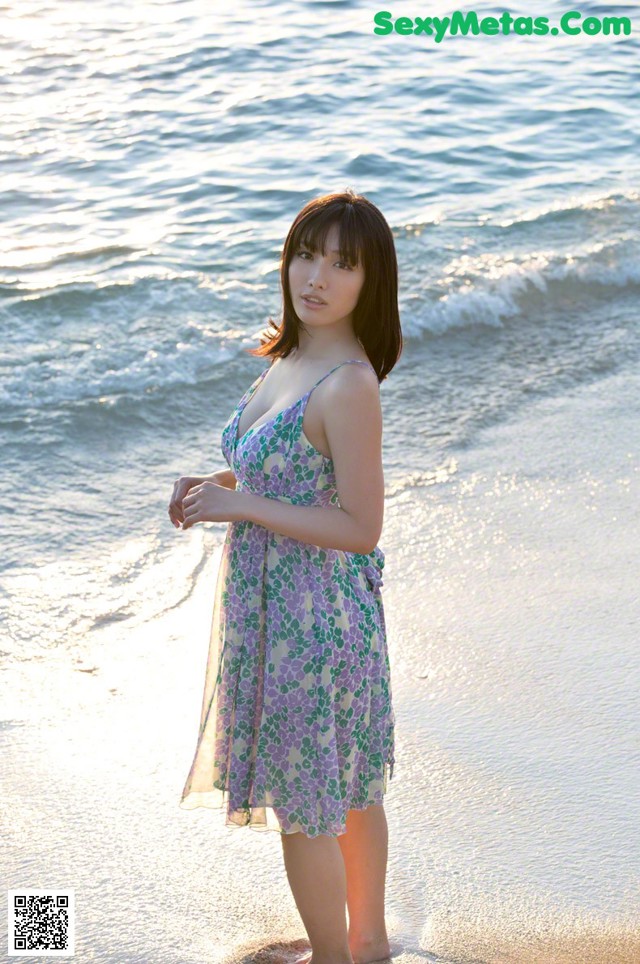 Anna Konno - Bikiniriot Image Gallrey No.95e0df